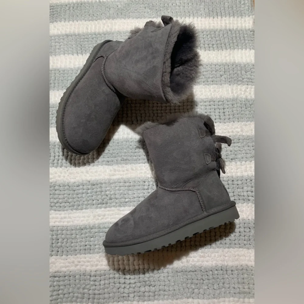 UGG BAILEY TWINFACE CORDUROY BOW BOOT